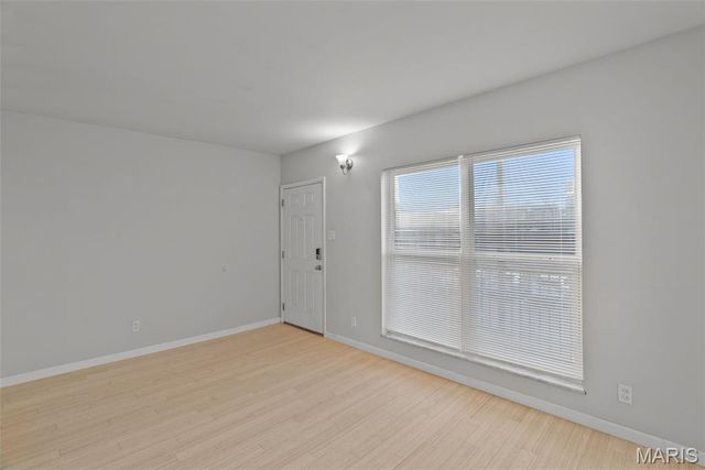 5225 Southwest Avenue, St Louis, MO 63139