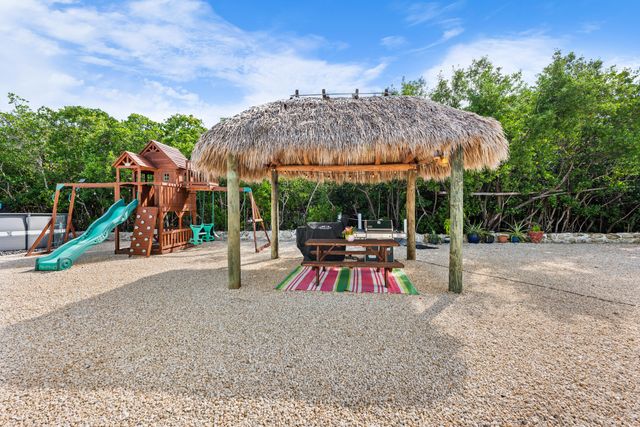 1325 Avenue H, Marathon, FL 33050