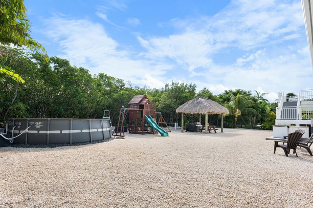 1325 Avenue H, Marathon, FL 33050