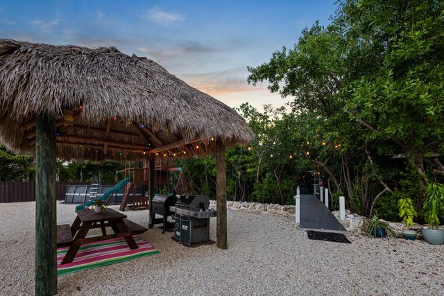 1325 Avenue H, Marathon, FL 33050