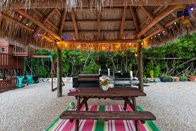 1325 Avenue H, Marathon, FL 33050