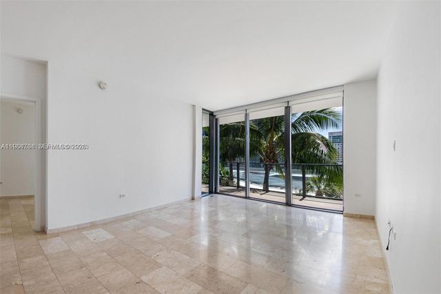 68 SE 6th St 806, Miami, FL 33131