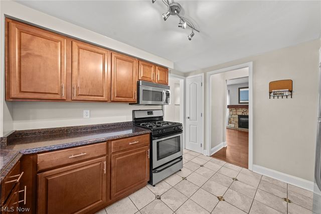 1591 Maywood Road, South Euclid, OH 44121