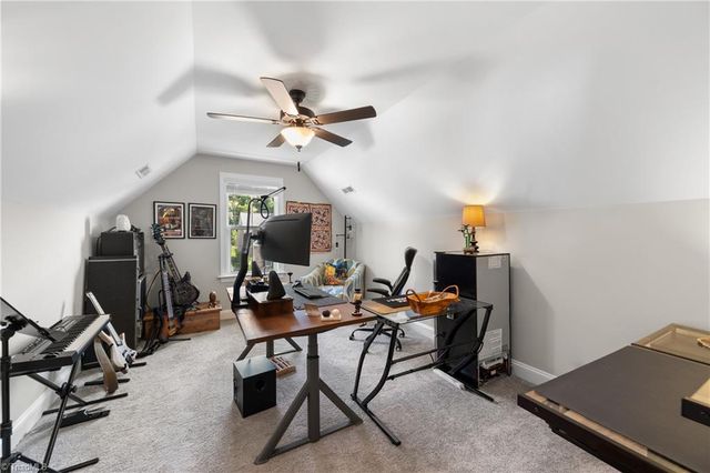 2748 Bartlett Lane, Clemmons, NC 27012
