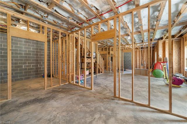 2748 Bartlett Lane, Clemmons, NC 27012