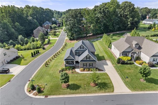 2748 Bartlett Lane, Clemmons, NC 27012