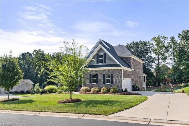 2748 Bartlett Lane, Clemmons, NC 27012