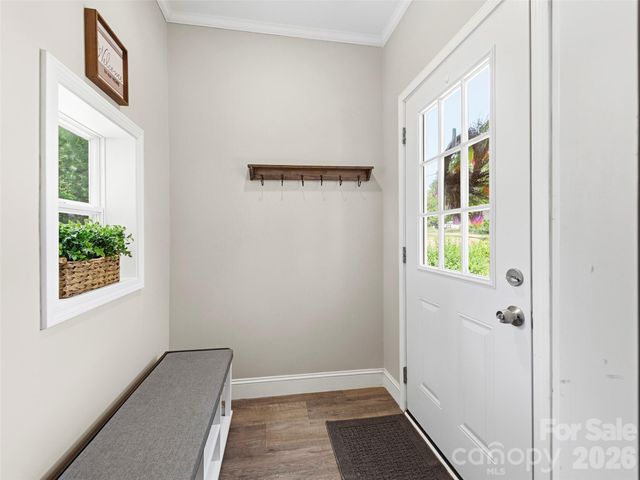 64 Drexel Road, Hendersonville, NC 28739