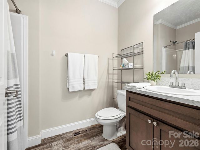 64 Drexel Road, Hendersonville, NC 28739