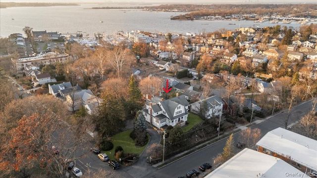 68 A Carlton Avenue, Port Washington, NY 11050