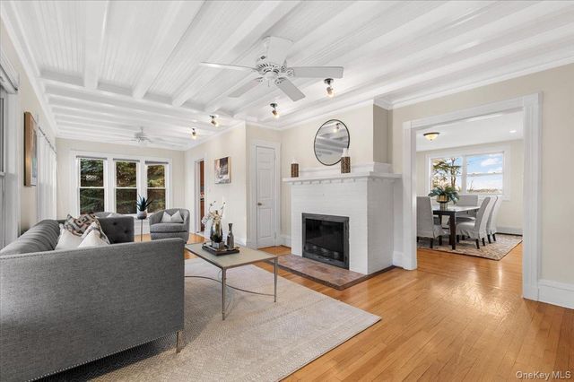 68 A Carlton Avenue, Port Washington, NY 11050