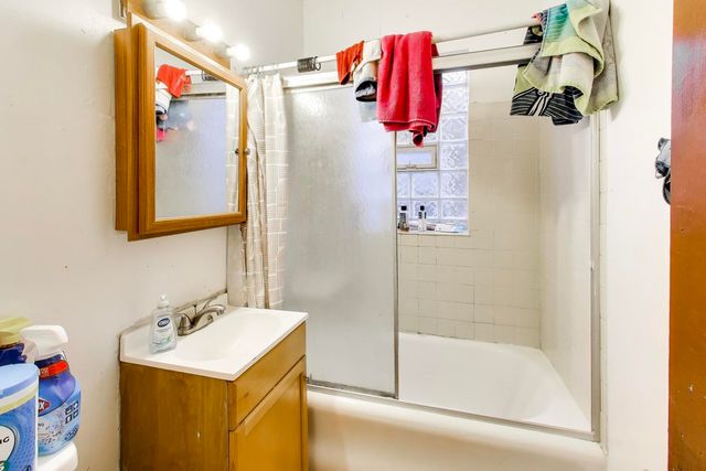 7611 S Marshfield Avenue, Chicago, IL 60620