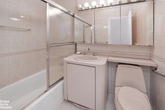 75 E End Ave Apt 9H, New York City, NY 10028