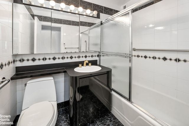 75 E End Ave Apt 9H, New York City, NY 10028