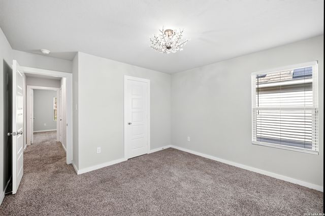 5407 Pearl Vly, San Antonio, TX 78242