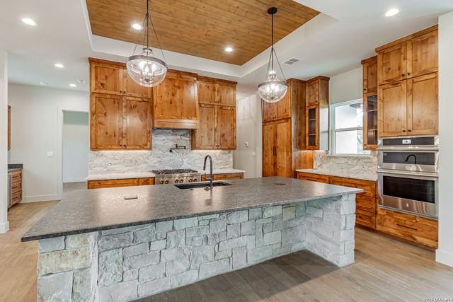 34784 ANSLEY RIDGE TRL, Bulverde, TX 78163