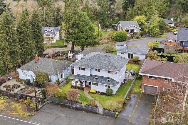 320 NW 110th Street, Seattle, WA 98177