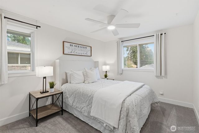 320 NW 110th Street, Seattle, WA 98177