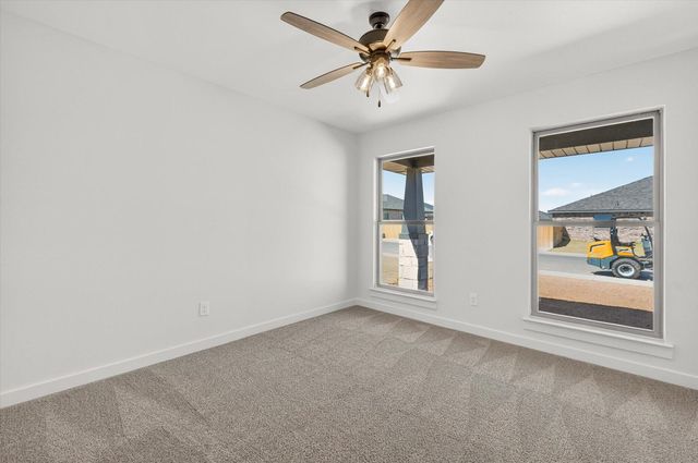 809 E 30th Street, Wolfforth, TX 79382