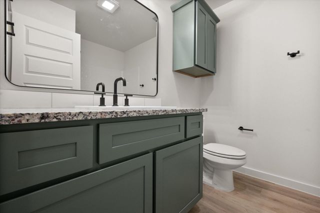 809 E 30th Street, Wolfforth, TX 79382