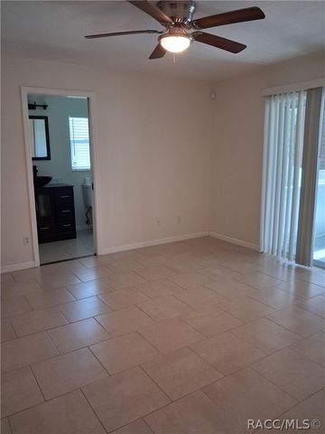 2854 W Castania Drive, Citrus Springs, FL 34434