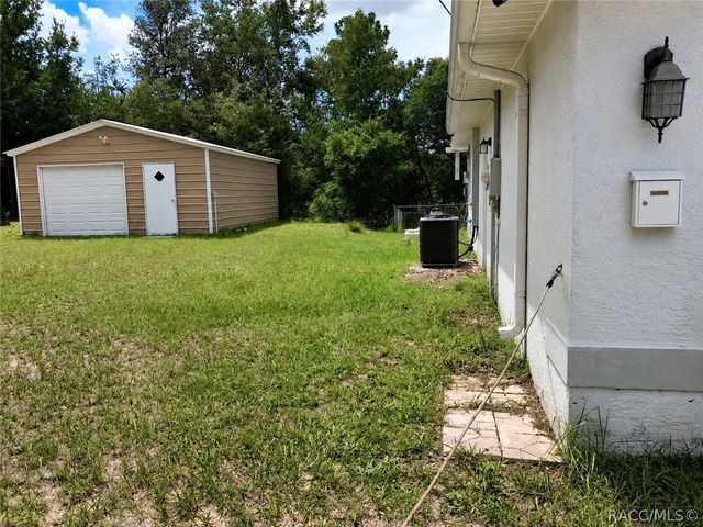 2854 W Castania Drive, Citrus Springs, FL 34434