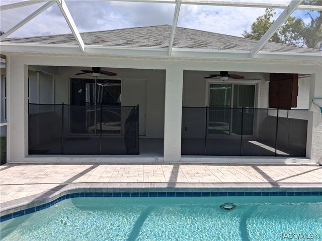 2854 W Castania Drive, Citrus Springs, FL 34434
