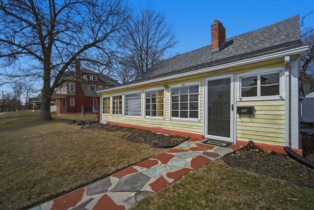 77 Locust Street, Holyoke, MA 01040
