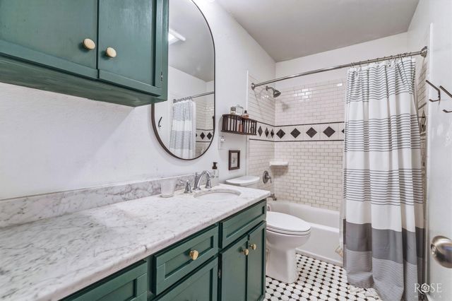 222 N Monroe Street, San Angelo, TX 76901