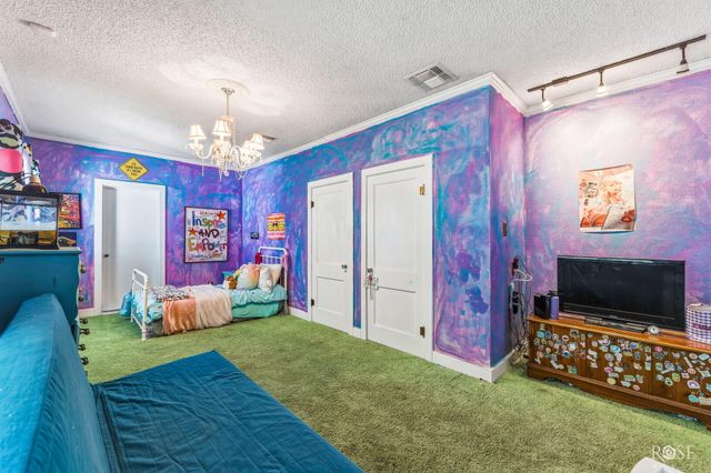 222 N Monroe Street, San Angelo, TX 76901