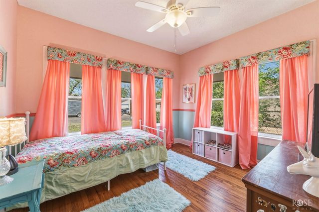 222 N Monroe Street, San Angelo, TX 76901