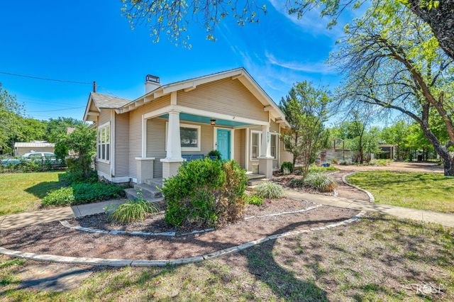222 N Monroe Street, San Angelo, TX 76901