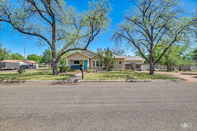 222 N Monroe Street, San Angelo, TX 76901