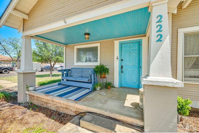 222 N Monroe Street, San Angelo, TX 76901