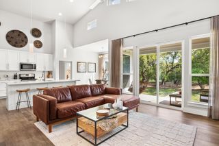 307 Bedford DR, Spicewood, TX 78669