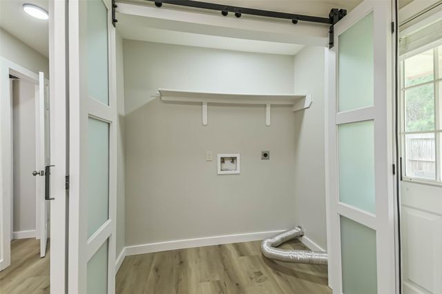 1799 League Line Road 5, Conroe, TX 77304