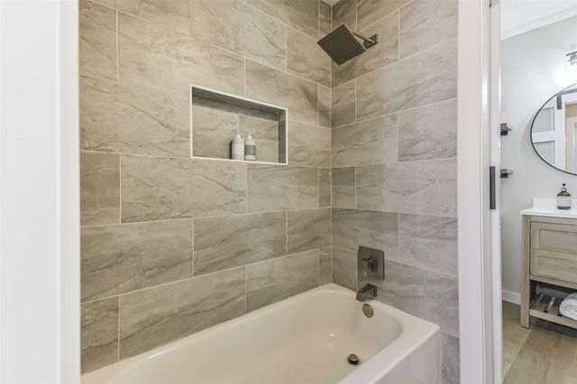 1799 League Line Road 5, Conroe, TX 77304