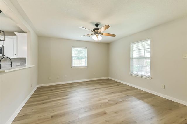 1799 League Line Road 5, Conroe, TX 77304