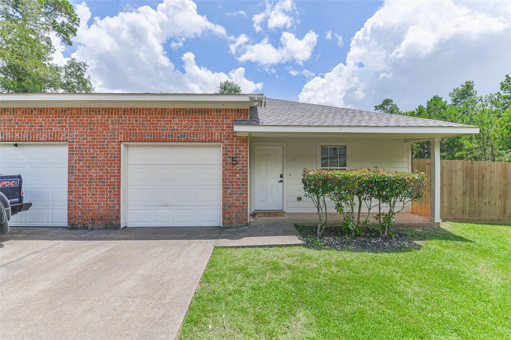 1799 League Line Road 5, Conroe, TX 77304