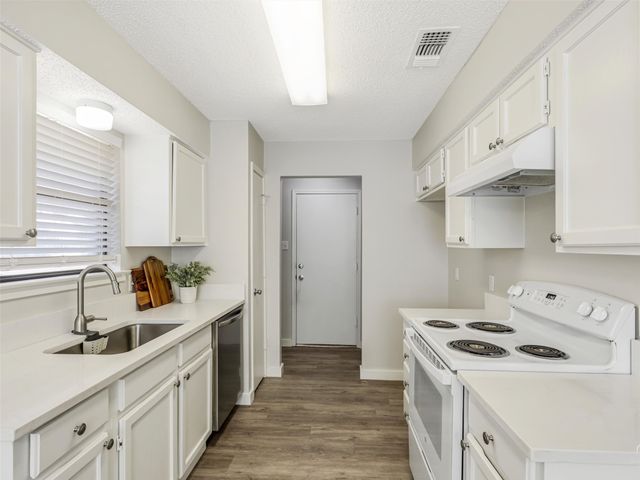 408 Anice Lane, Euless, TX 76039