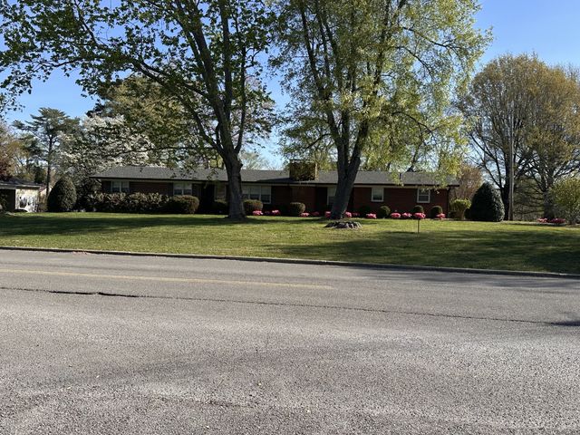 110 Westwood 6th Ave, Mcminnville, TN 37110