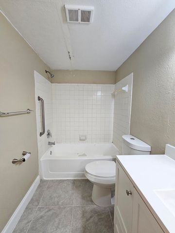 1401 Village Boulevard 413, West Palm Beach, FL 33409