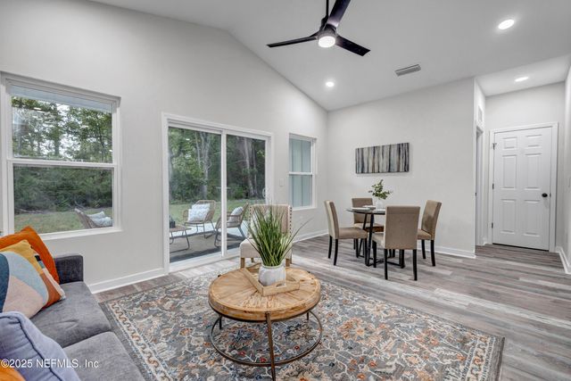 85 DELMONTE Street, Baldwin, FL 32234