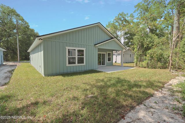 85 DELMONTE Street, Baldwin, FL 32234