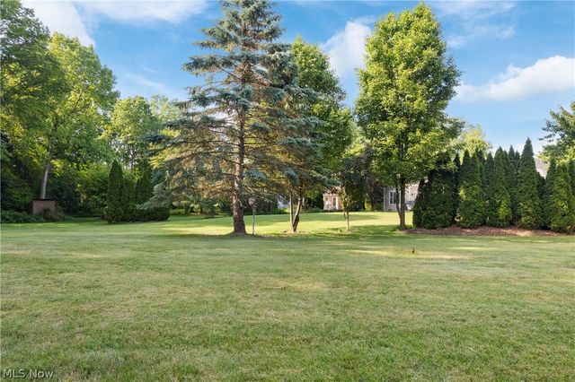 1938 Fairway Drive, Uniontown, OH 44685