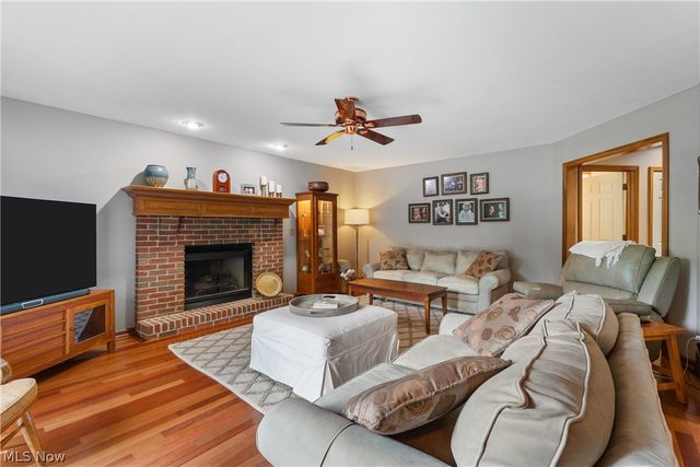 1938 Fairway Drive, Uniontown, OH 44685