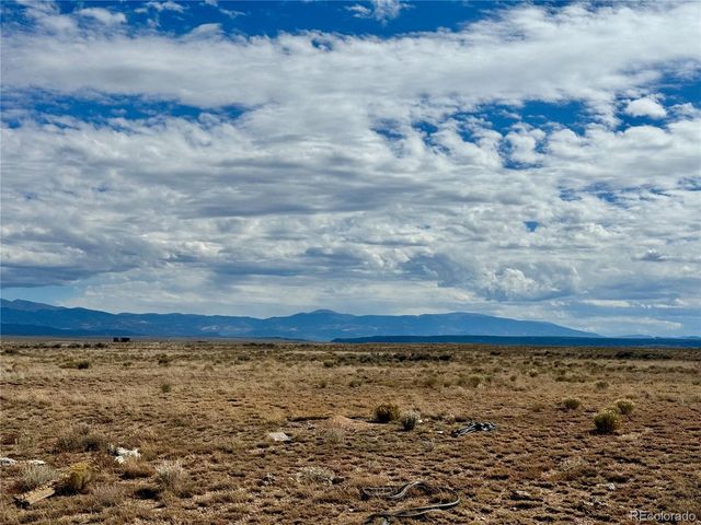 4 S 3rd St, Blanca, CO 81123