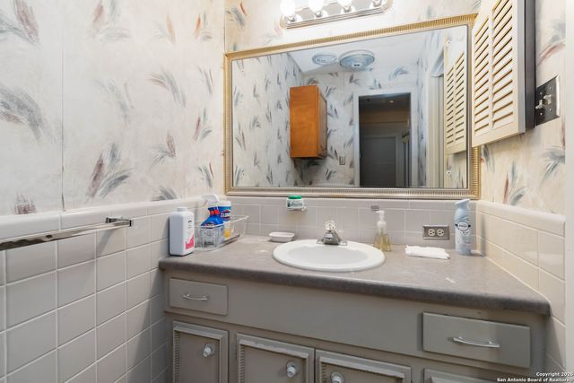 11611 Veradero, San Antonio, TX 78216