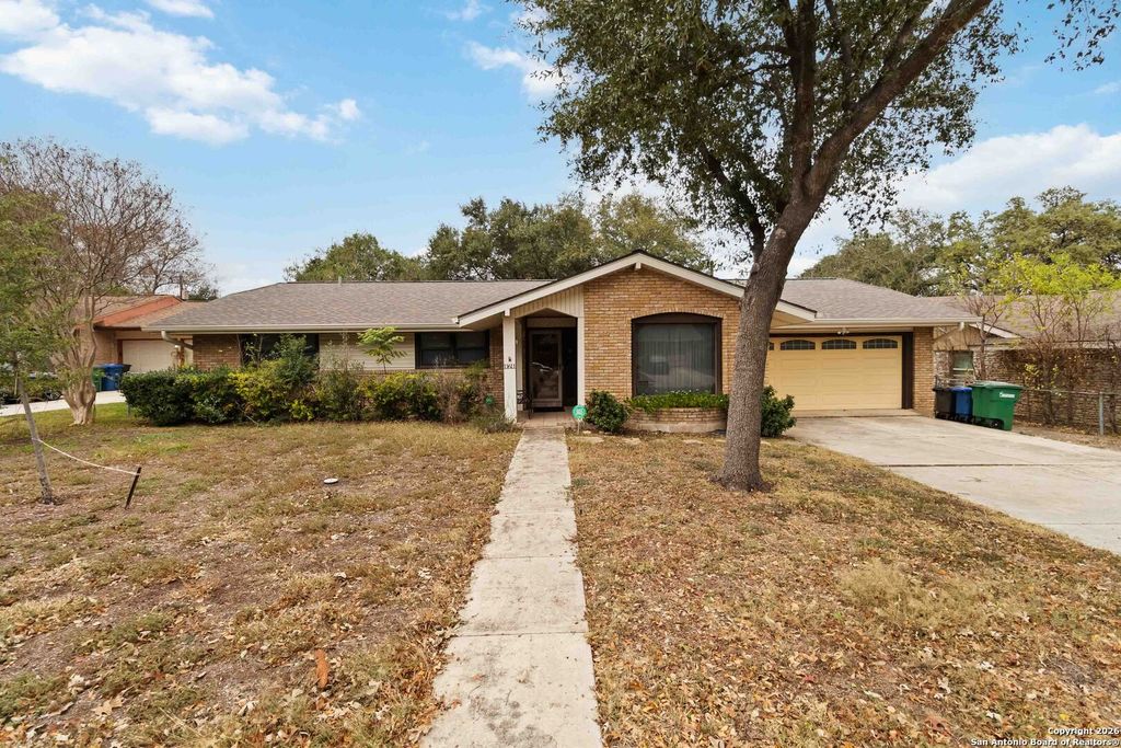 11611 Veradero, San Antonio, TX 78216