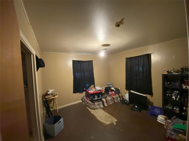 705 Pillar Street, Bowie, TX 76230
